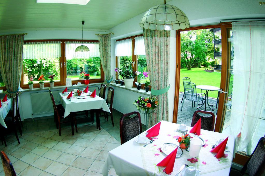 Hotel Garni Hubertushof Bad Füssing Zimmer foto